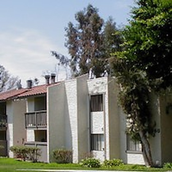 Wimbledon Racquet Club Apartments